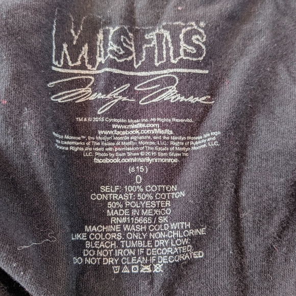 TORRID MISFITS MARILYN RAGLAN TEE Torrid Size 0 - Picture 5 of 5